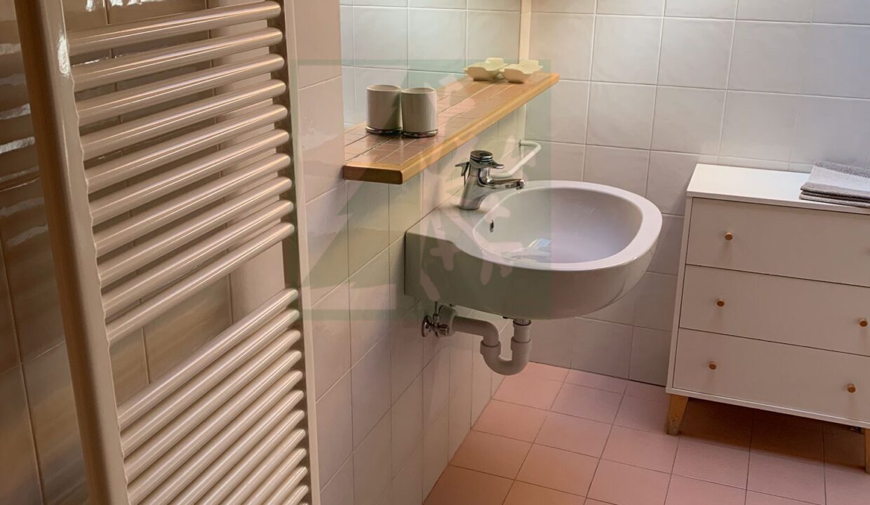 6188499e-b998-4e55-a082-0a8e9302b4db