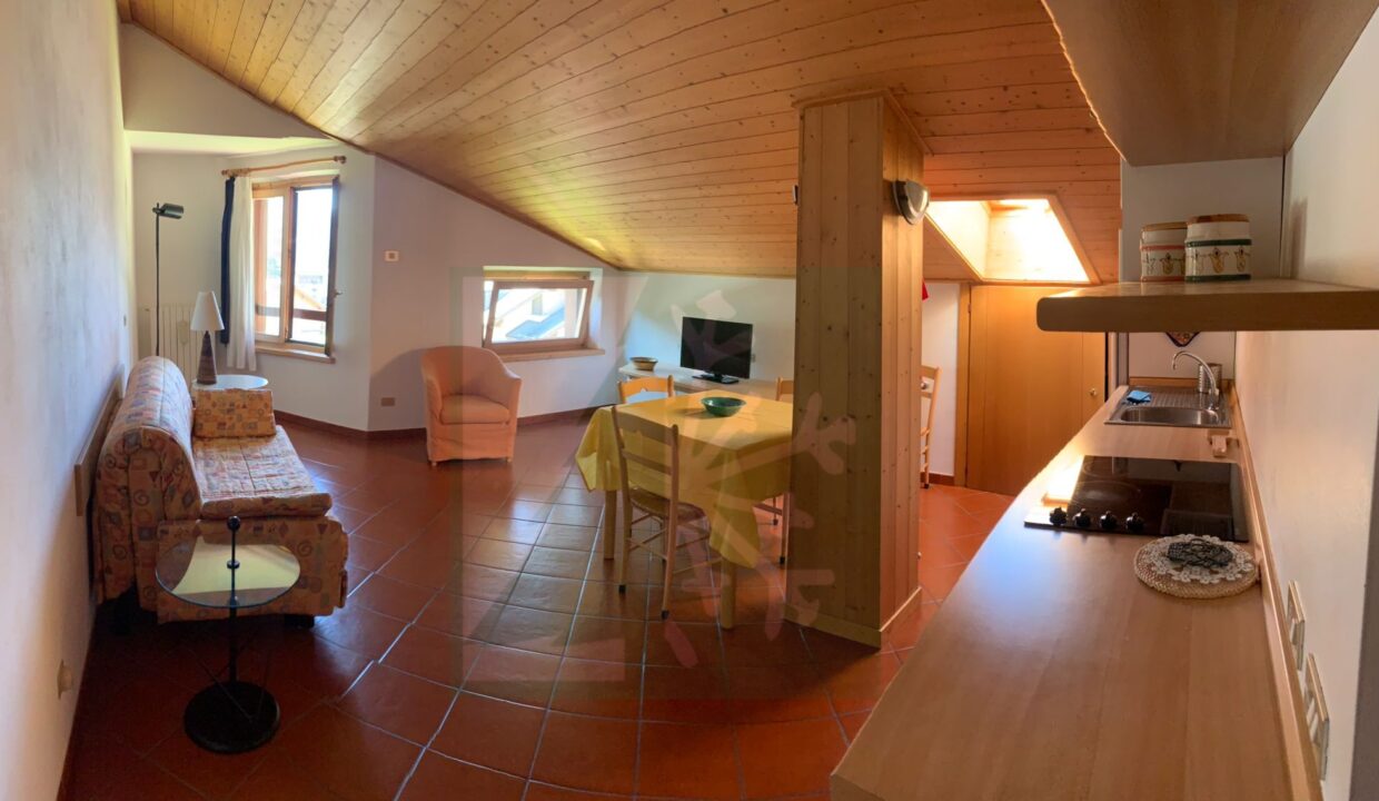 8763d3eb-456a-4480-a814-d36426c812eb