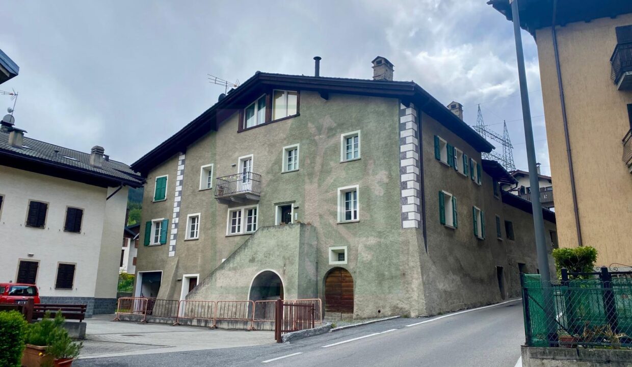 Immagine WhatsApp 2025-05-10 ore 16.05.07_0a2c4143