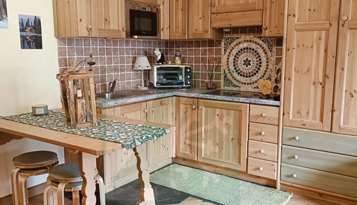 984daf7d-50f5-4fe4-a931-7d06c42cc8cc