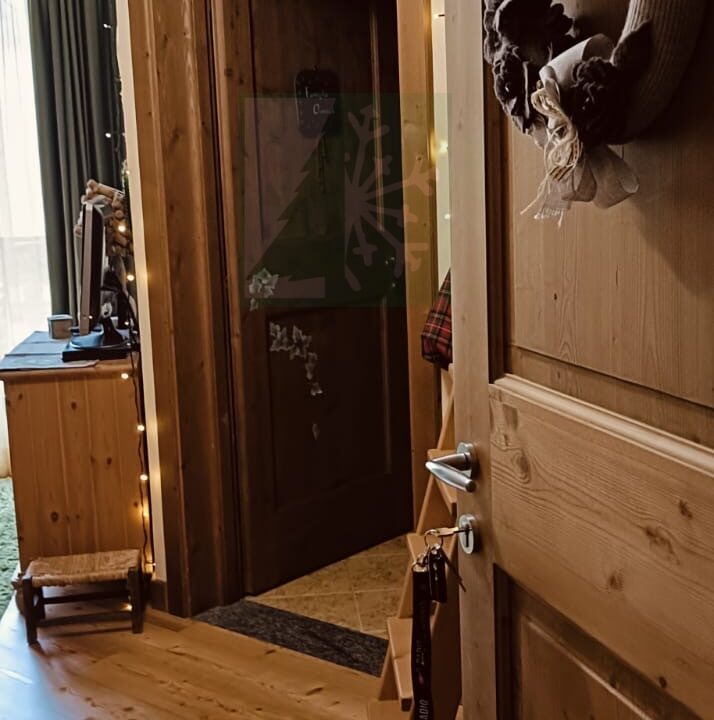 b846a420-662d-4bd3-ba46-a7481c1b1655